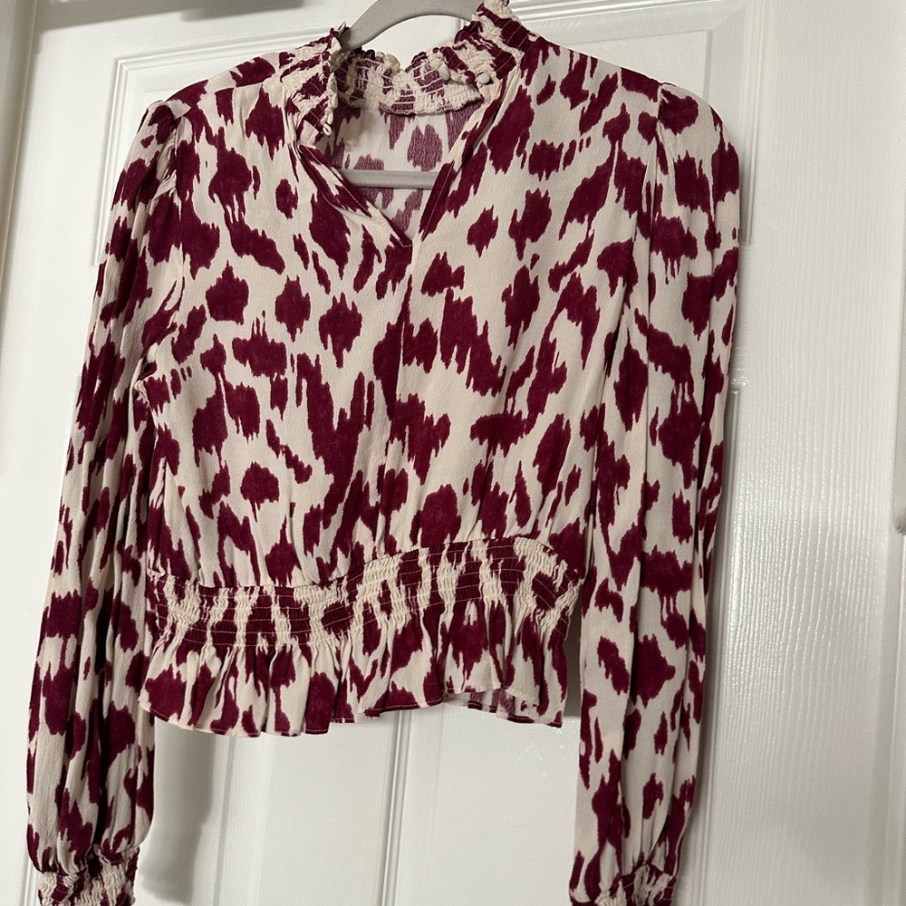 High Neck Pattern Blouse - Picture 5 of 7